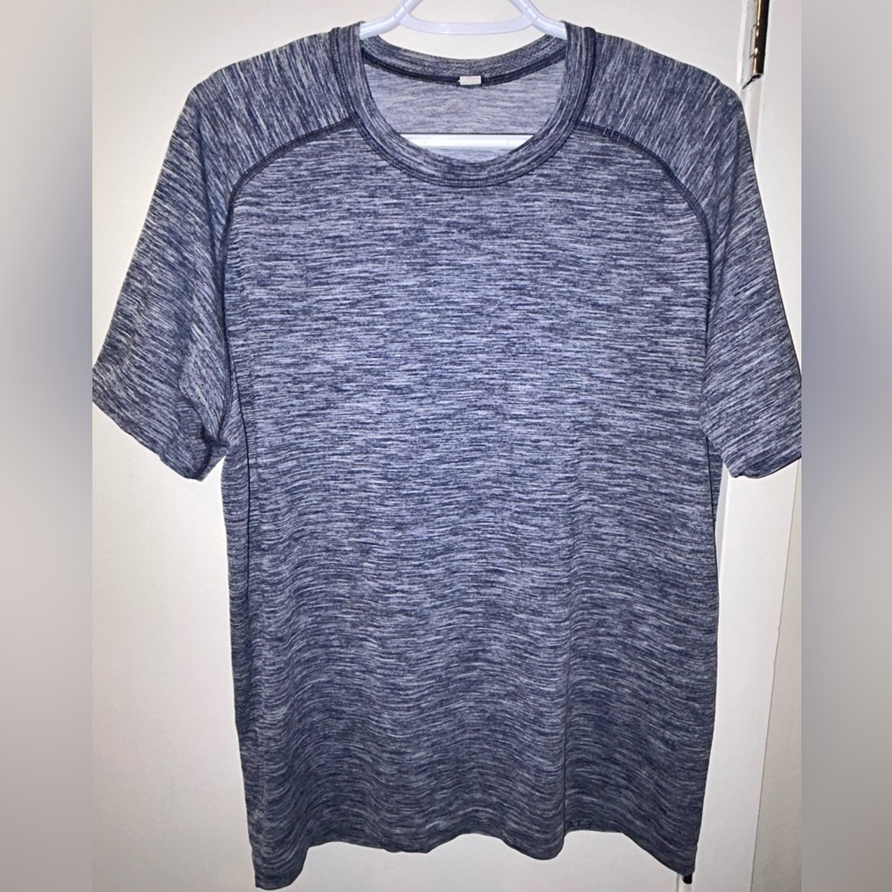 Lululemon Men’s Metal Vent Heathered T-Shirt Large